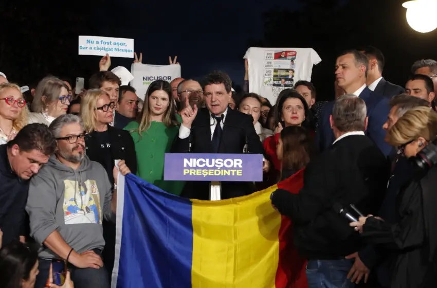  Ρουμανία exit poll: Προηγείται ο  φιλοευρωπαίος Νταν με σχεδόν 54% έναντι του ακροδεξιού Σιμιόν