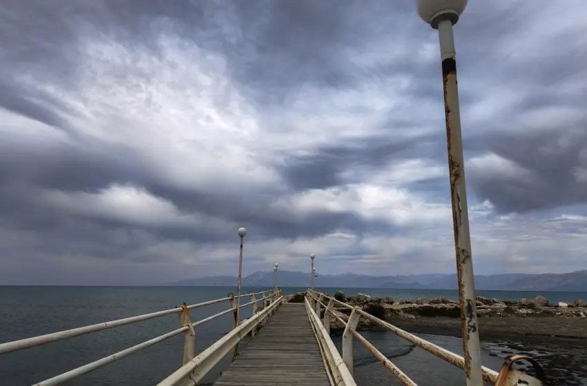  Καιρός: Έκτακτο δελτίο για καταιγίδες και μπουρίνια από το απόγευμα – Οι περιοχές