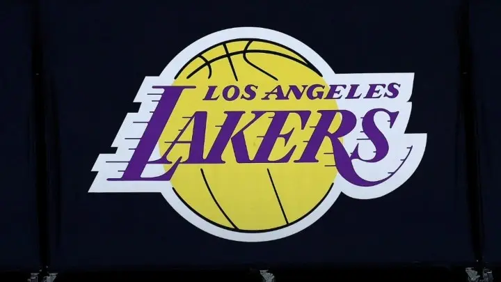  Η αγορά του αιώνα: Πουλήθηκαν οι Λέικερς έναντι 10 δισ. δολαρίων