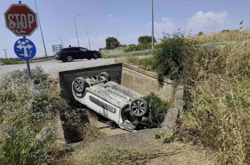  Χαλκιδική:  Έπεσε με το αμάξι του σε χαντάκι ο δήμαρχος Νέας Προποντίδας