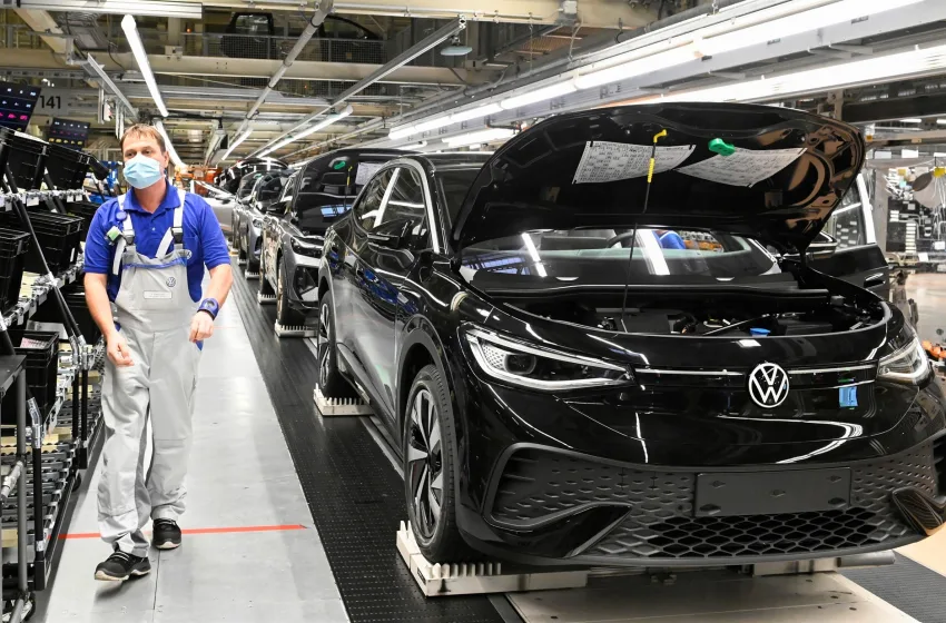  Ισχυρό πλήγμα στην ευρωπαϊκή αυτοβιομηχανία από τους δασμούς Τραμπ