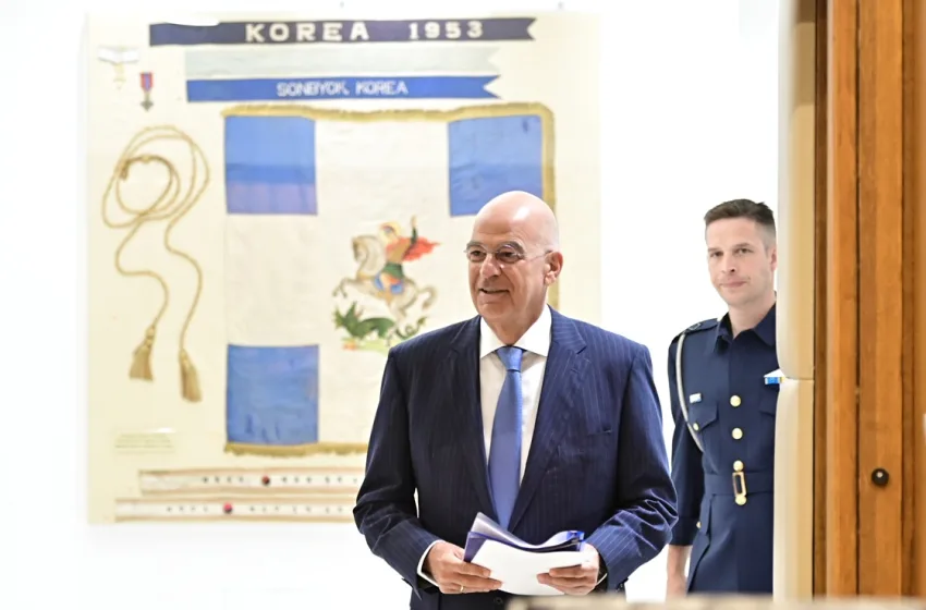  Ανακοινώσεις Δένδια: Τέλος η θητεία σε Αεροπορία και Ναυτικό