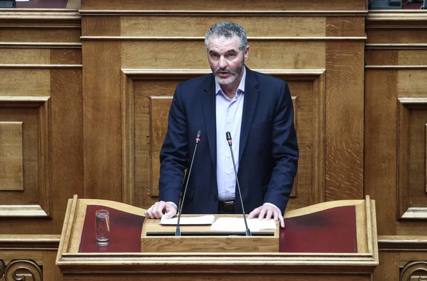  Ο βουλευτής ΠΑΣΟΚ, Μανόλης Χνάρης, απαντά σε όσους τον εμπλέκουν στο σκάνδαλο ΟΠΕΚΕΠΕ