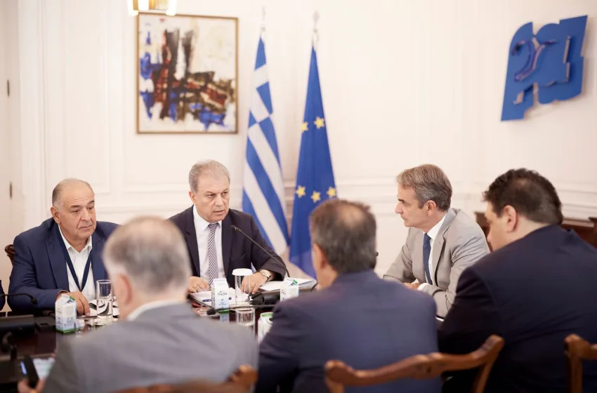  Μητσοτάκης σε Δημάρχους Δυτικής Μακεδονίας: ” Η μετάβαση φέρνει προοπτικές”