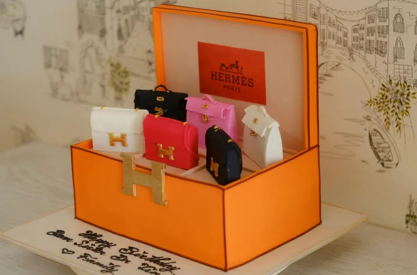  “Πέταξε” η “Hermes”, που έκανε τις τσάντες να κοστίζουν ακόμη κι όσο μία ελληνική γκαρσονιέρα…