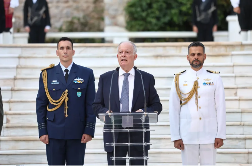  Τασούλας στην 51η επέτειο της Δημοκρατίας: Να ξεπεράσουμε τις Συμπληγάδες που ορθώνονται μπροστά μας