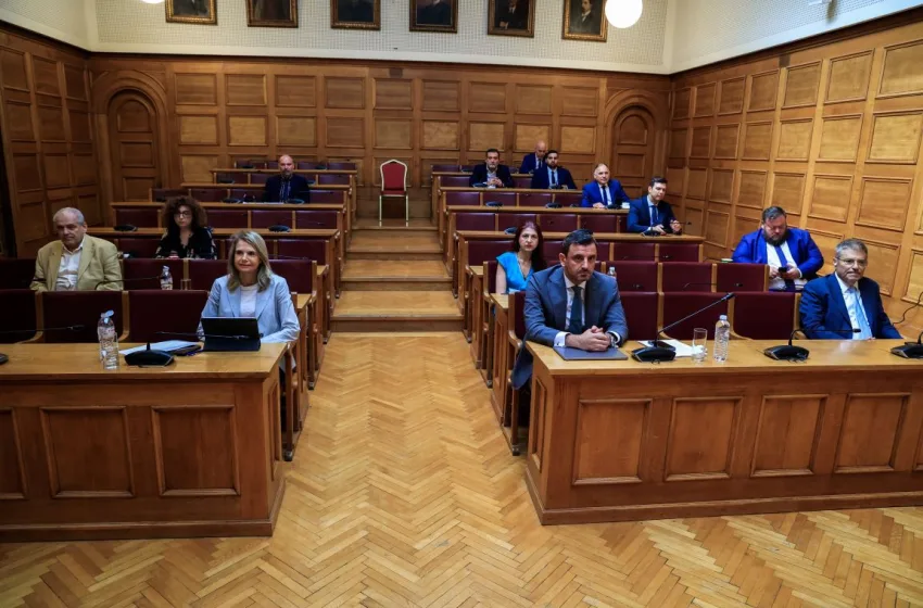  Τέμπη: Αποχώρησε ο ΣΥΡΙΖΑ από την Προανακριτική με καταγγελίες για διαδικασία – παρωδία