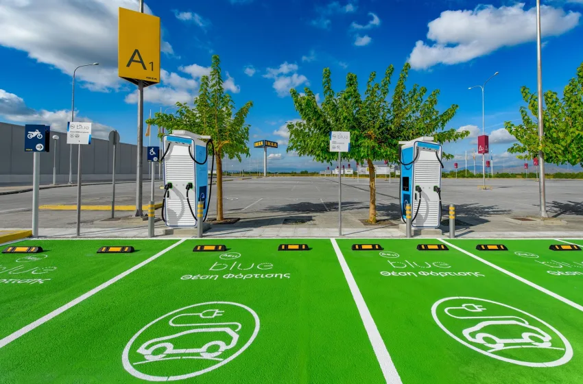  ΔΕΗ blue: Ευρωπαϊκή χρηματοδότηση για εγκατάσταση σημείων ταχυφόρτισης σε Ελλάδα και Ρουμανία