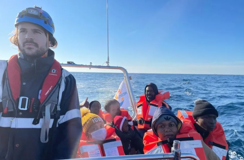  Ο Δήμος Αμοργού στέλνει στον εισαγγελέα τον Ιάσονα Αποστολόπουλο- Αιτία τα επεισόδια στο πανηγύρι της “Ψημένης”-Τι απαντά ο διασώστης