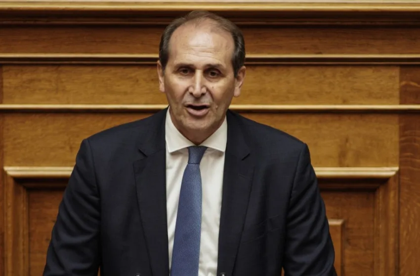  Απόστολος Βεσυρόπουλος: Οι δραματικές ώρες σε beach bar της Χαλκιδικής