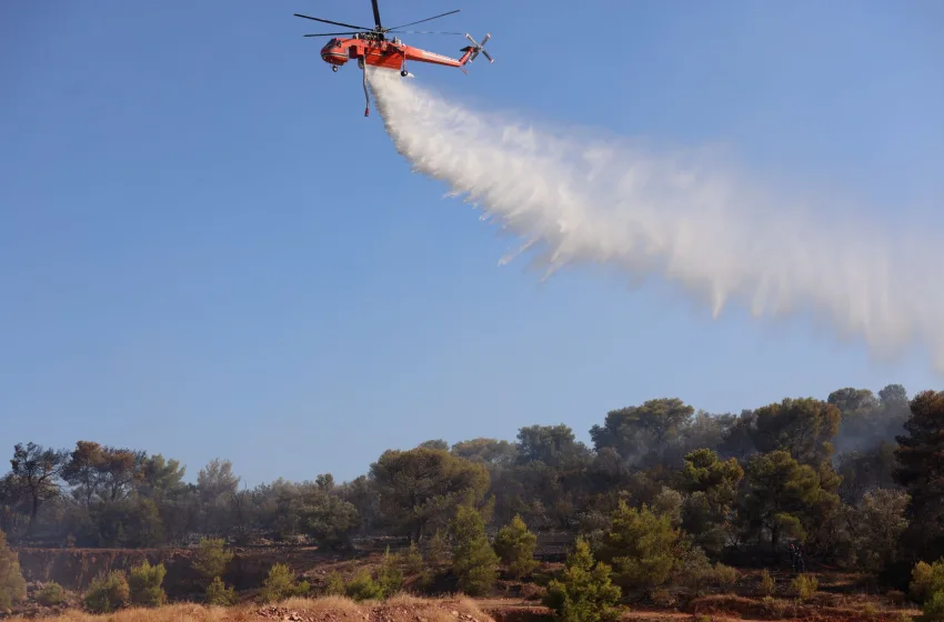  Φωτιά στα Γρεβενά-Συναγερμός στην πυροσβεστική