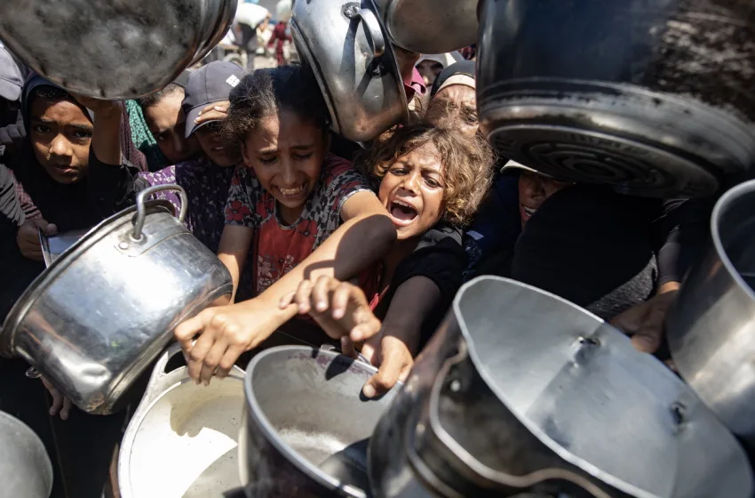  Γάζα: Λιμοκτονία με δραματικές εικόνες- Αμετακίνητος παρά την πίεση ο Νετανιάχου