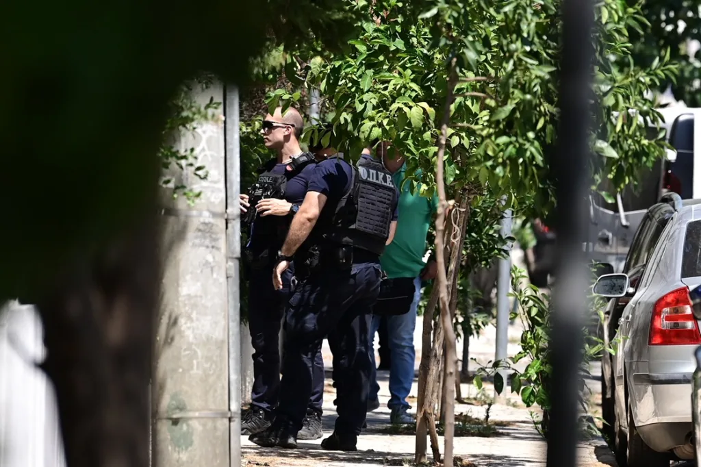 ginaikoktonia halandri