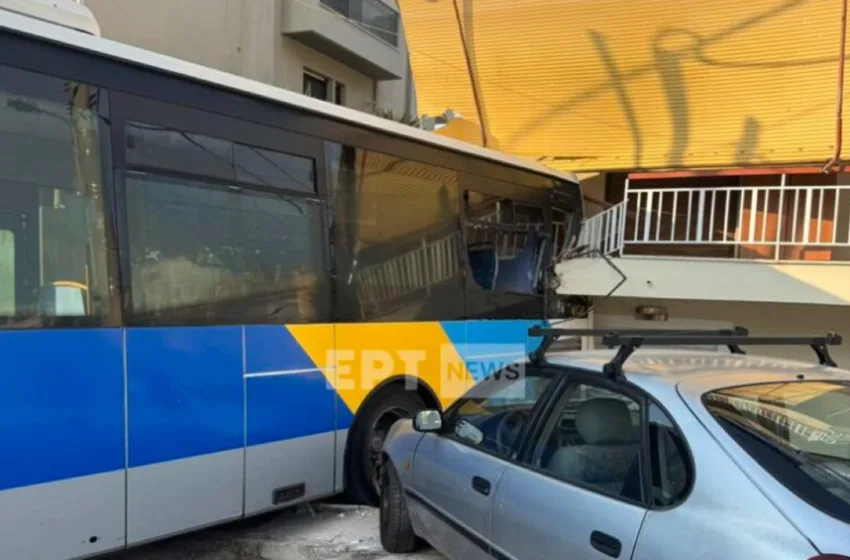 papagou leoforeio mpalkoni polykatoikia