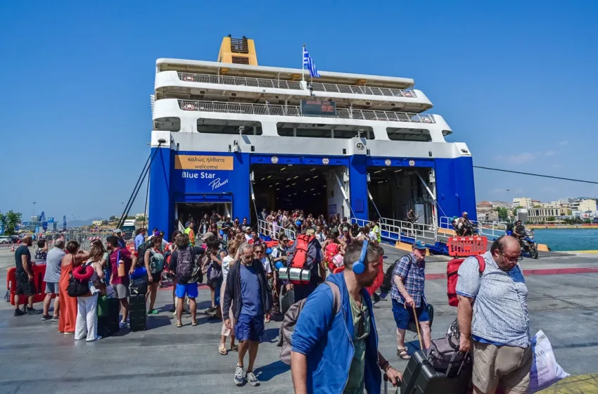  Απρόοπτο με το Blue Star Μύκονος- Δεν ξεκίνησε το δρομολόγιο