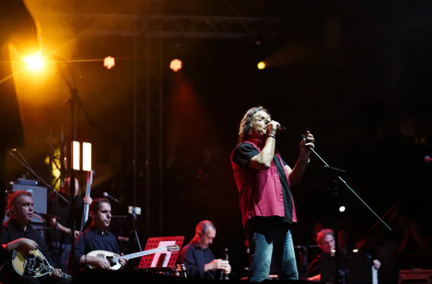  Η Ρόδος τίμησε τον Βασίλη Παπακωνσταντίνου, που ήταν ο πρώτος σταθμός στην καριέρα του