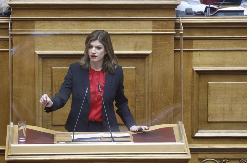  Νοτοπούλου: Αυξάνεται η φτώχεια στην Ελλάδα- Άλλοι 80.000 ζουν στην ανέχεια