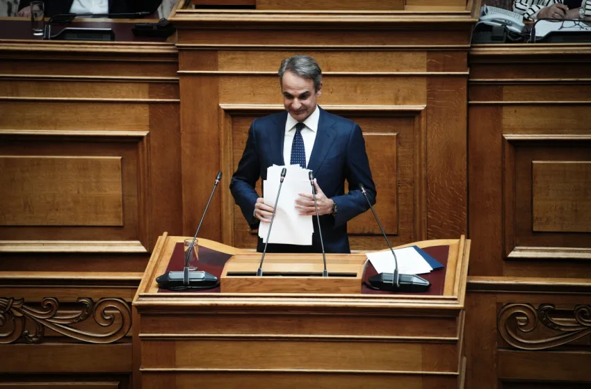  Αυτόνομη πορεία, διακοπές και ανακουφιστικά μέτρα στη ΔΕΘ για την κυβέρνηση Μητσοτάκη