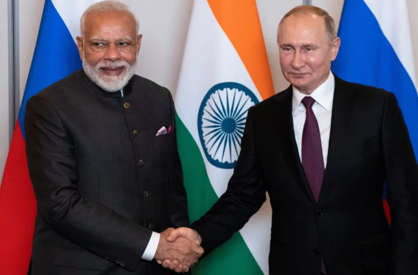  Τηλεφωνική συνομιλία Πούτιν με τον Ινδό πρωθυπουργό Μόντι για τη Σύνοδο με τον Τραμπ