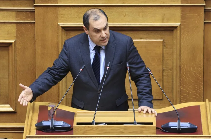  Κατσαφάδος στο libre: Δεν υπάρχει κανένα σενάριο πρόωρων εκλογών