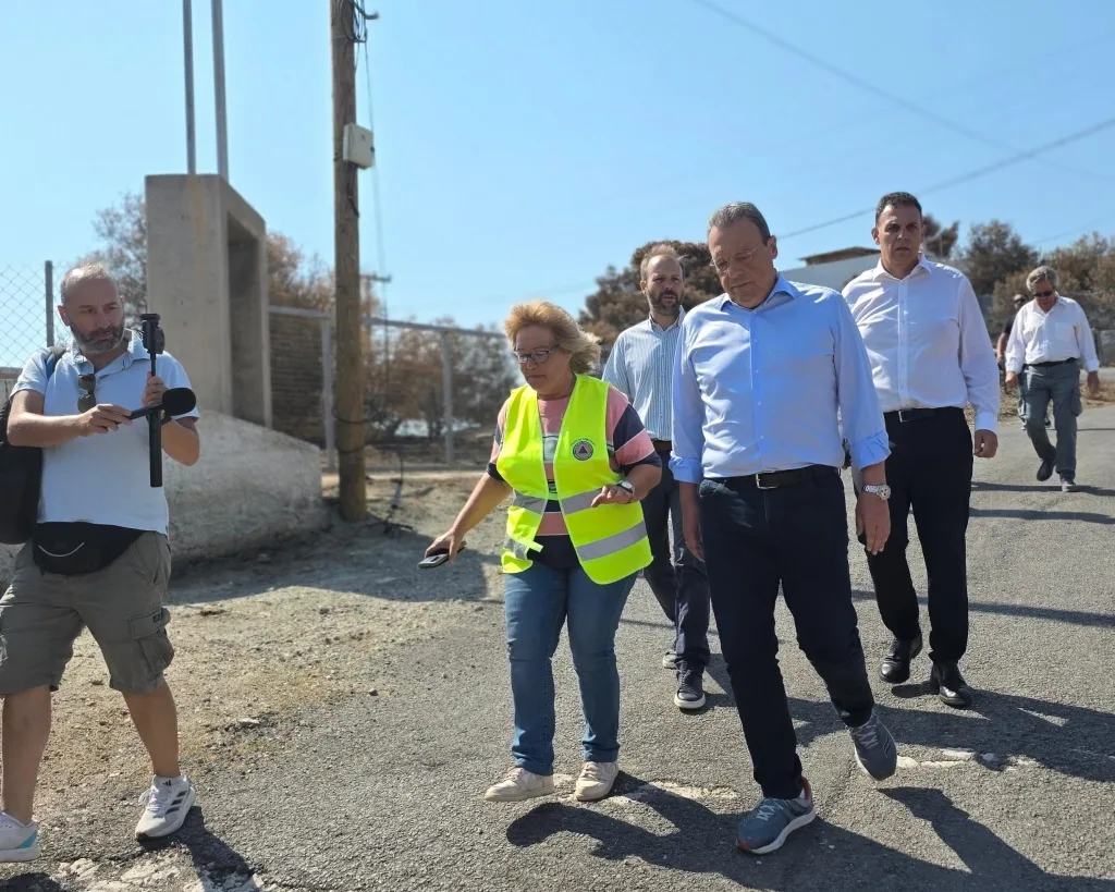 Φάμελλος περιοδεία6