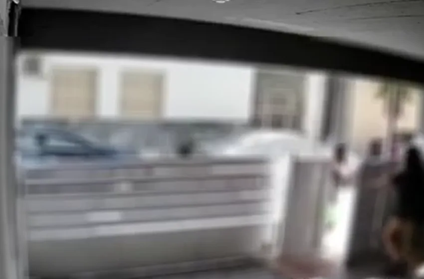  Βίντεο ντοκουμέντο: Η στιγμή της σεξουαλικής παρενόχλησης στο Αιγάλεω- “Φύγε, φύγε” του φώναζε η 17χρονη