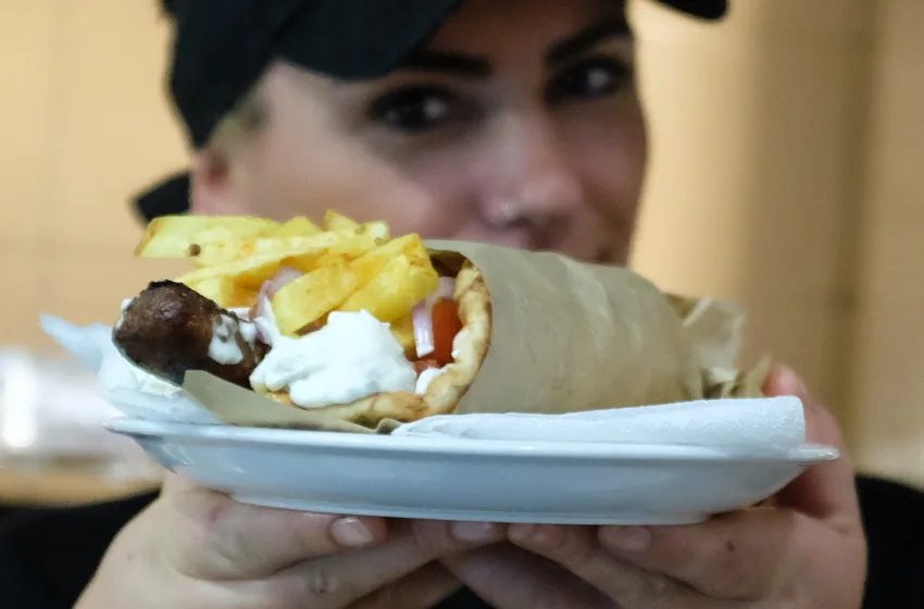  Αποσύρθηκαν οι Τούρκοι από τη μάχη για την προστασία του «ντόνερ κεμπάπ»