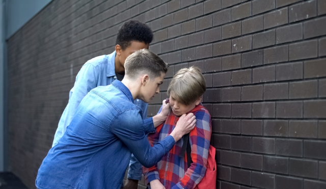  Ιταλία: Αυτοκτόνησε 14χρονος  θύμα μπούλινγκ και ομοφοβίας – Σοκ και συγκίνηση