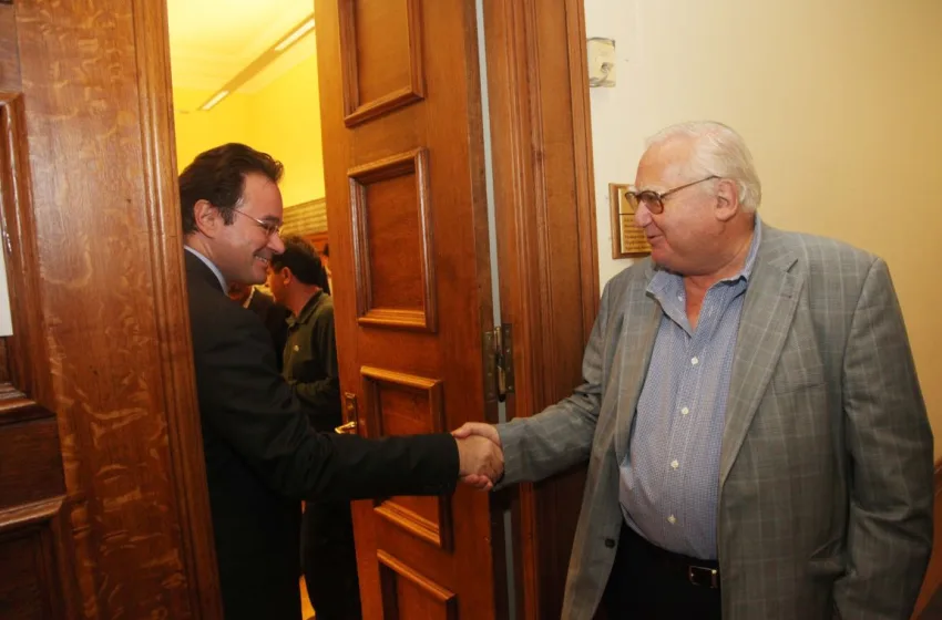  Πέθανε ο Αλέκος Ακριβάκης-Ιστορικό στέλεχος του ΠΑΣΟΚ