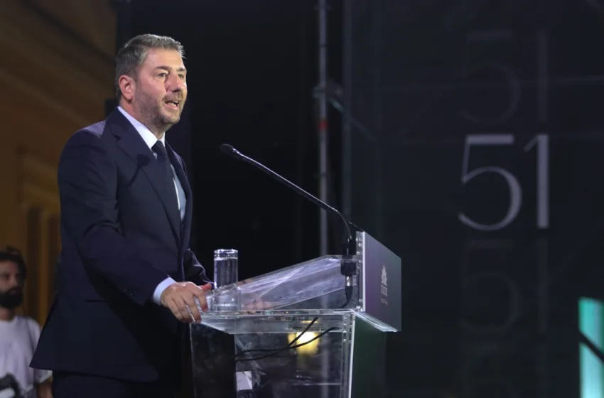  Το ΠΑΣΟΚ πάει ΔΕΘ με στοίχημα τη δημοσκοπική ανάταξη-Ανεβάζει τους τόνους για Μητσοτάκη-Τσίπρα