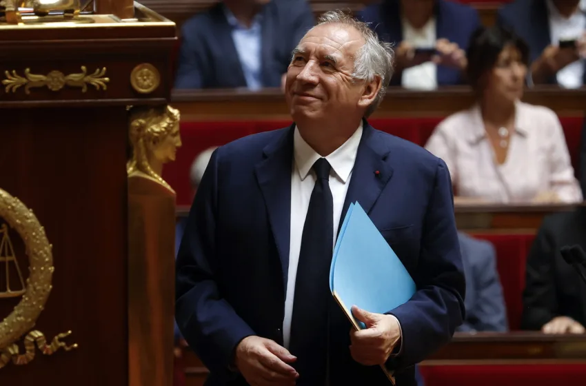  Ο Μπαϊρού υπέβαλλε την παραίτησή του στον Μακρόν- Οι πληροφορίες για τον διάδοχο