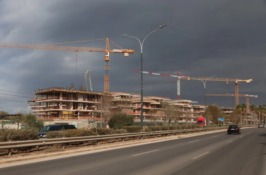  Αλλαγή καιρού: Οκτώ περιοχές στο επίκεντρο- Βροχές, καταιγίδες, πτώση θερμοκρασίας 5 βαθμούς