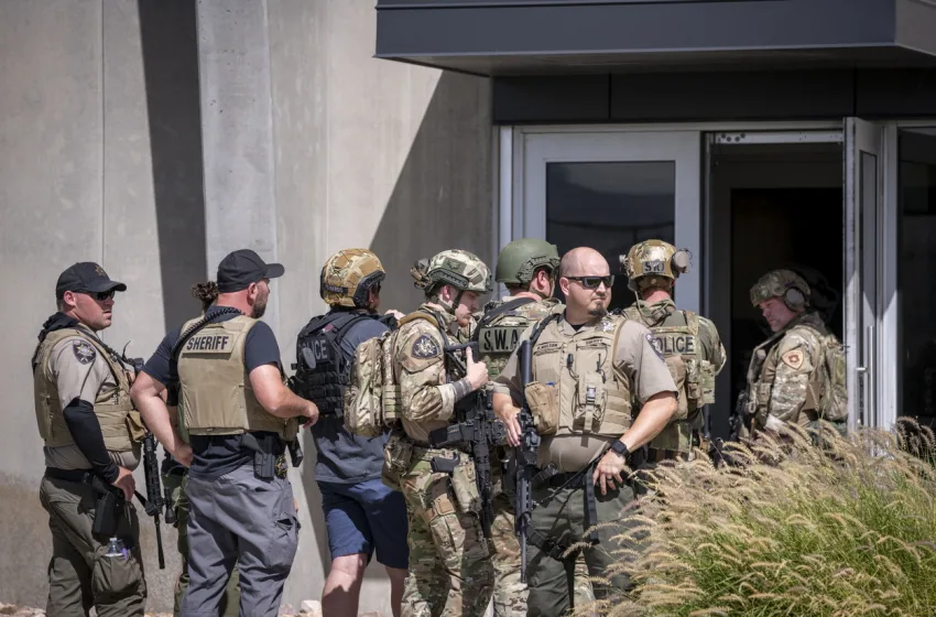  Βίντεο με τον δολοφόνο του Κέρκ-Βρέθηκε το όπλο του εγκλήματος-Ακραία πόλωση στις ΗΠΑ