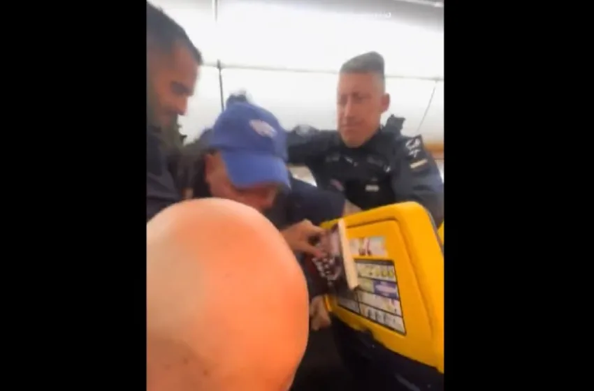  Χάος σε πτήση της  Ryanair από Αγγλία προς Ισπανία, όταν επιβάτες πιάστηκαν στα χέρια(vid)