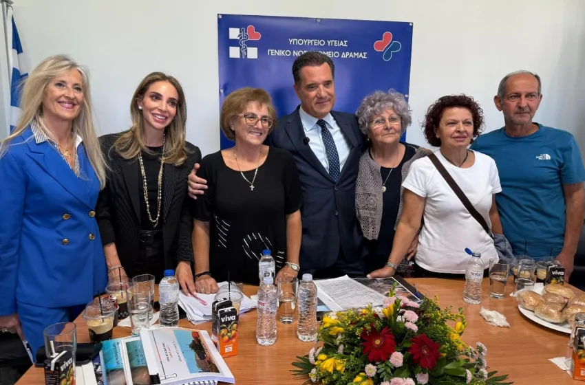  Θερμή υποδοχή του Άδωνι Γεωργιάδη στο ΓΝ Δράμας – Σχέδιο ενίσχυσης της Παθολογικής Κλινικής