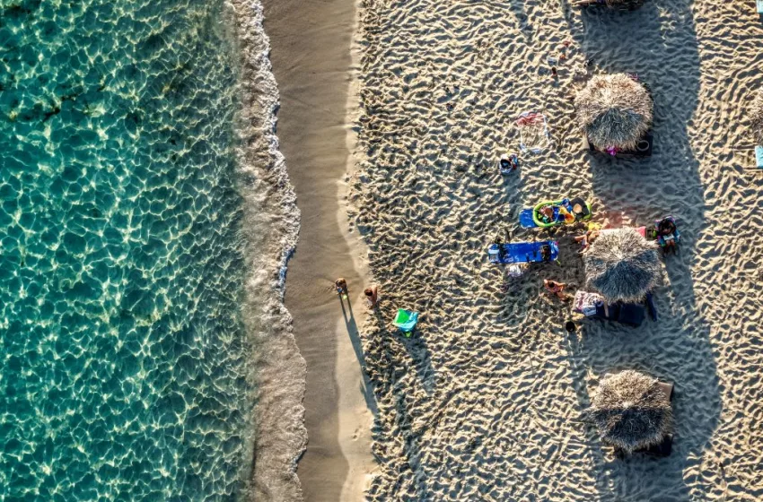  Τουρισμός: Αύξηση 12,5% στα έσοδα και άνοδος στις αφίξεις – Η πρώτη εκτίμηση για τη σεζόν
