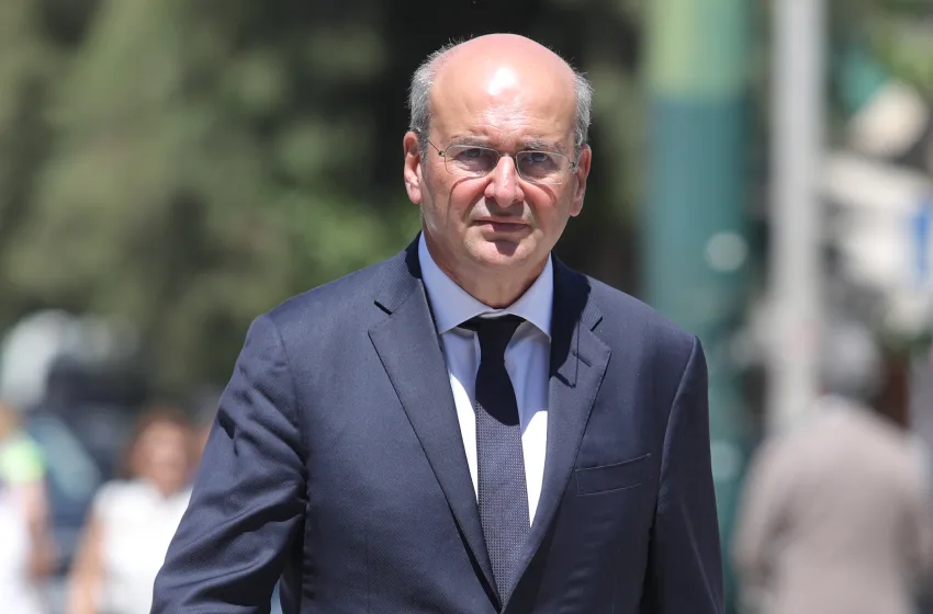  Χατζηδάκης: “Κερδίσαμε το στοίχημα της μείωσης της φοροδιαφυγής και το επιβεβαιώνει το Bloomberg”