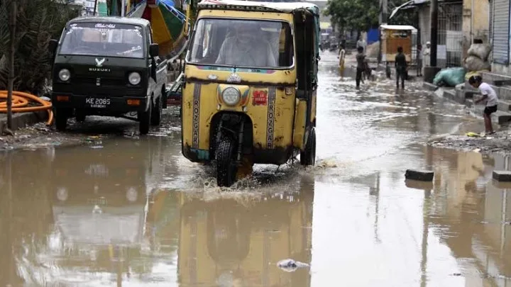  Σε υψηλή επιφυλακή το Πακιστάν για πλημμύρες στο Παντζάμπ- Ανοίγουν οι Ινδοί το φράγμα
