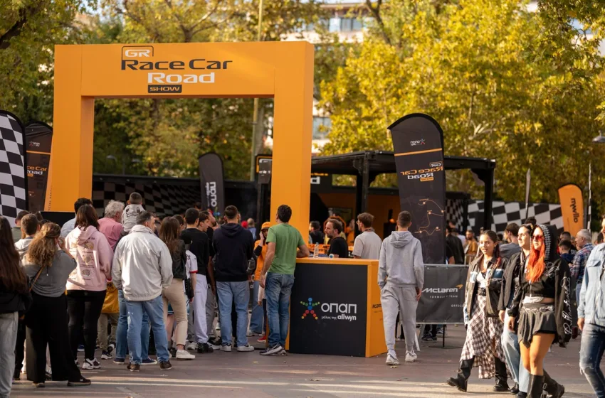  Η Πάτρα μπαίνει στον… χάρτη της Formula 1 – Το showcar της McLaren  στην πλατεία Τριών Συμμάχων