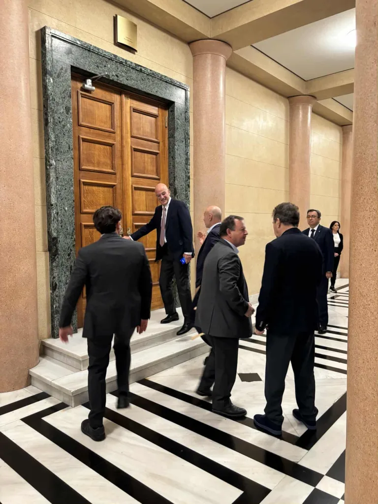 757f090f 6baf 44c6 8092 c69902f2c666