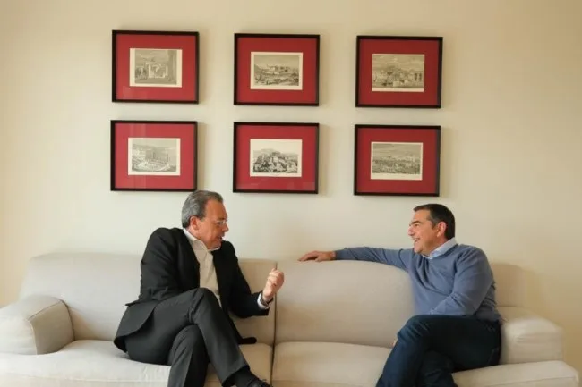  “Πήρε φωτιά” η Λ. Αμαλίας με το “scoop” για την παραίτηση Τσίπρα