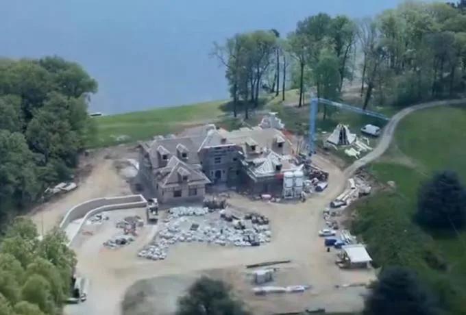  Σκάνδαλο στην έπαυλη του Σουμάχερ – Φίλος του γιου του κατηγορείται ότι βίασε τη νοσοκόμα του