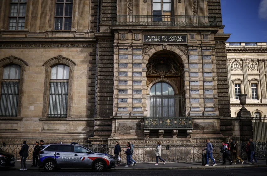  Σοβαρότατη η βλάβη στο μουσείο του Λούβρου, λέει ο Γάλλος ιστορικός Éric Anceau