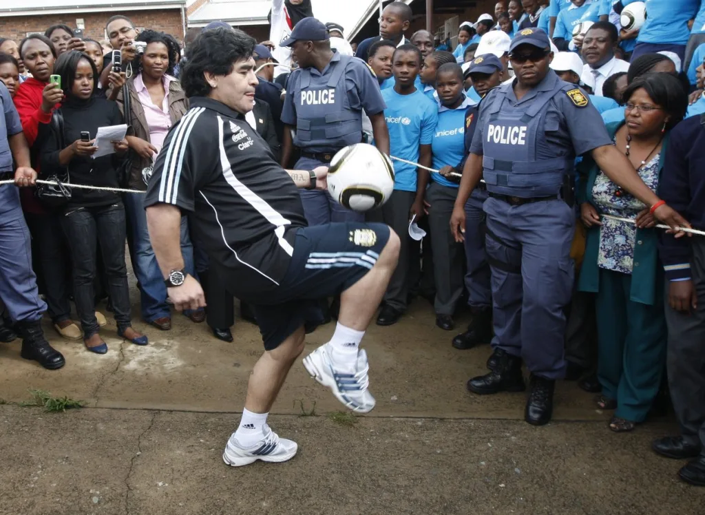 MARADONA