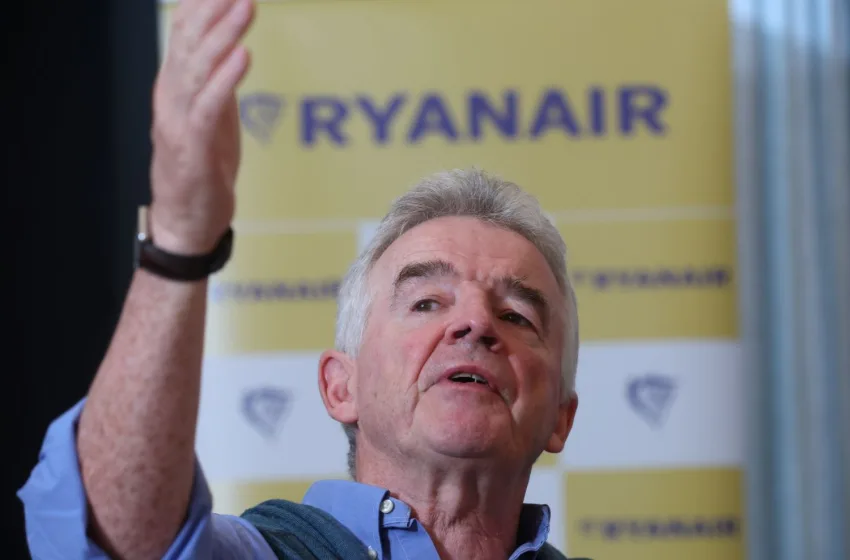  CEO Ryanair: “Χάνονται πτήσεις, τα αεροδρόμια κλείνουν και η ΕΕ κάθεται και πίνει τσάι”
