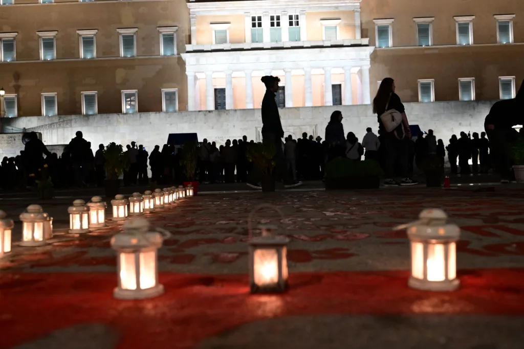 agnostos stratiotis tempi