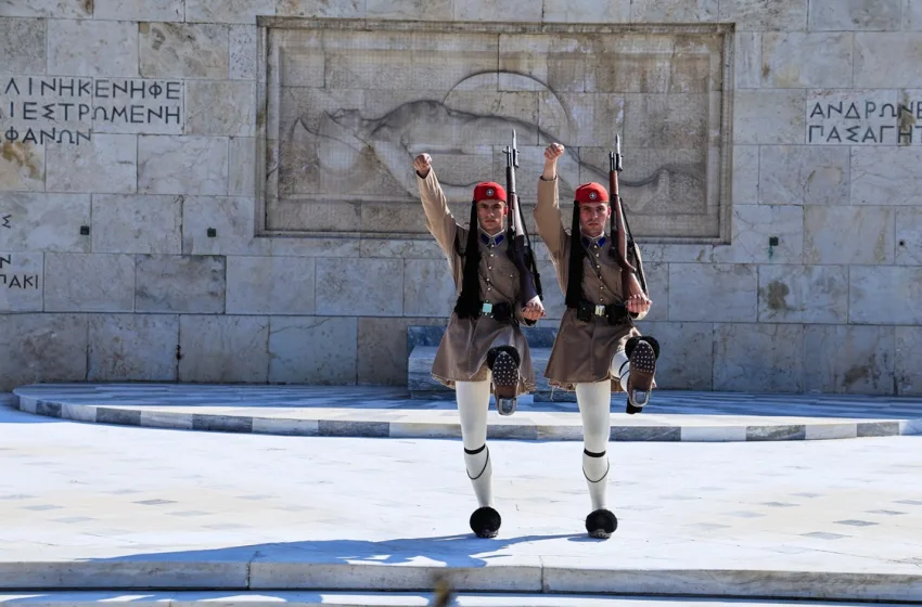 agnostos stratiotis 2 1