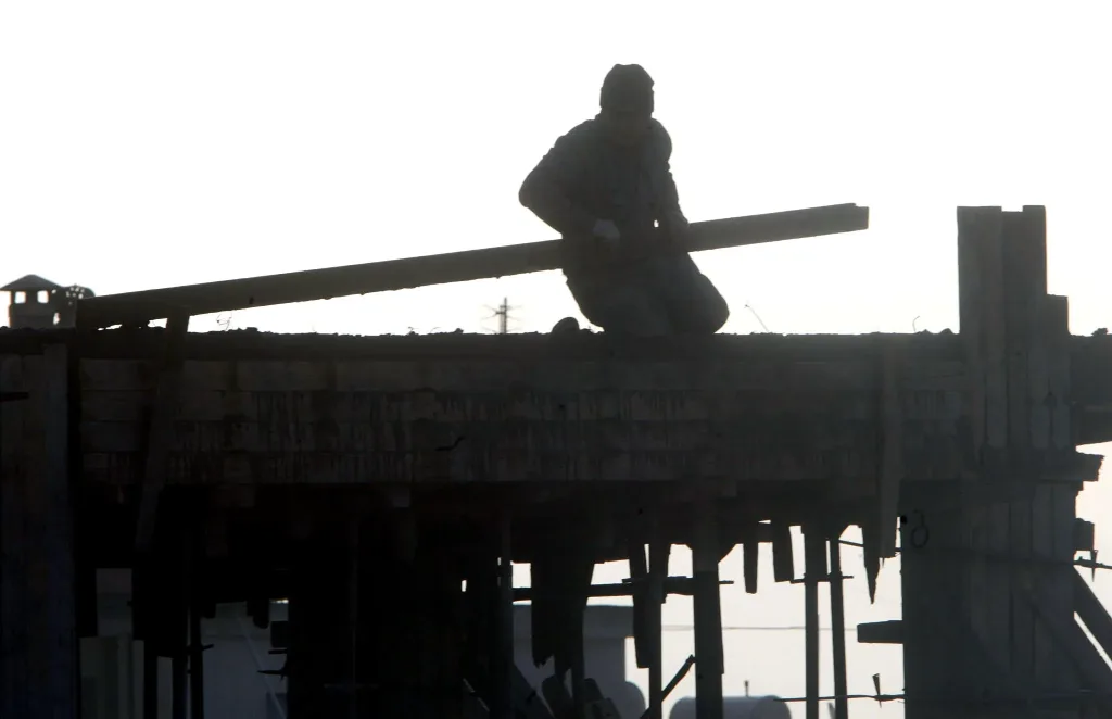 anegersi oikodomis e1761581334884