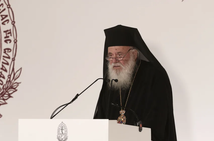 Ιερώνυμος σε Ιερά Σύνοδο: Η Πατρίδα μας συνεχίζει να αντιμετωπίζει υπαρξιακές προκλήσεις