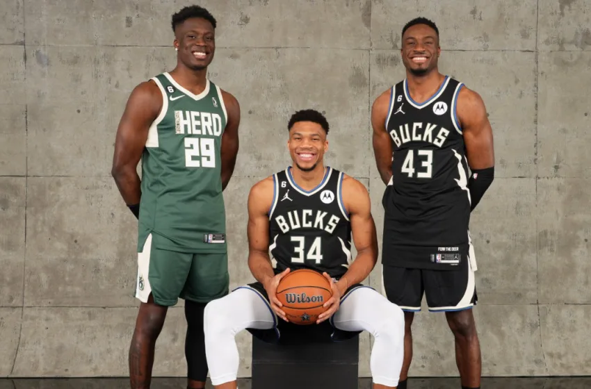 bucks giannis thanasis alex antetokounmpo